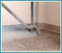 Cleaning carpets with Steam